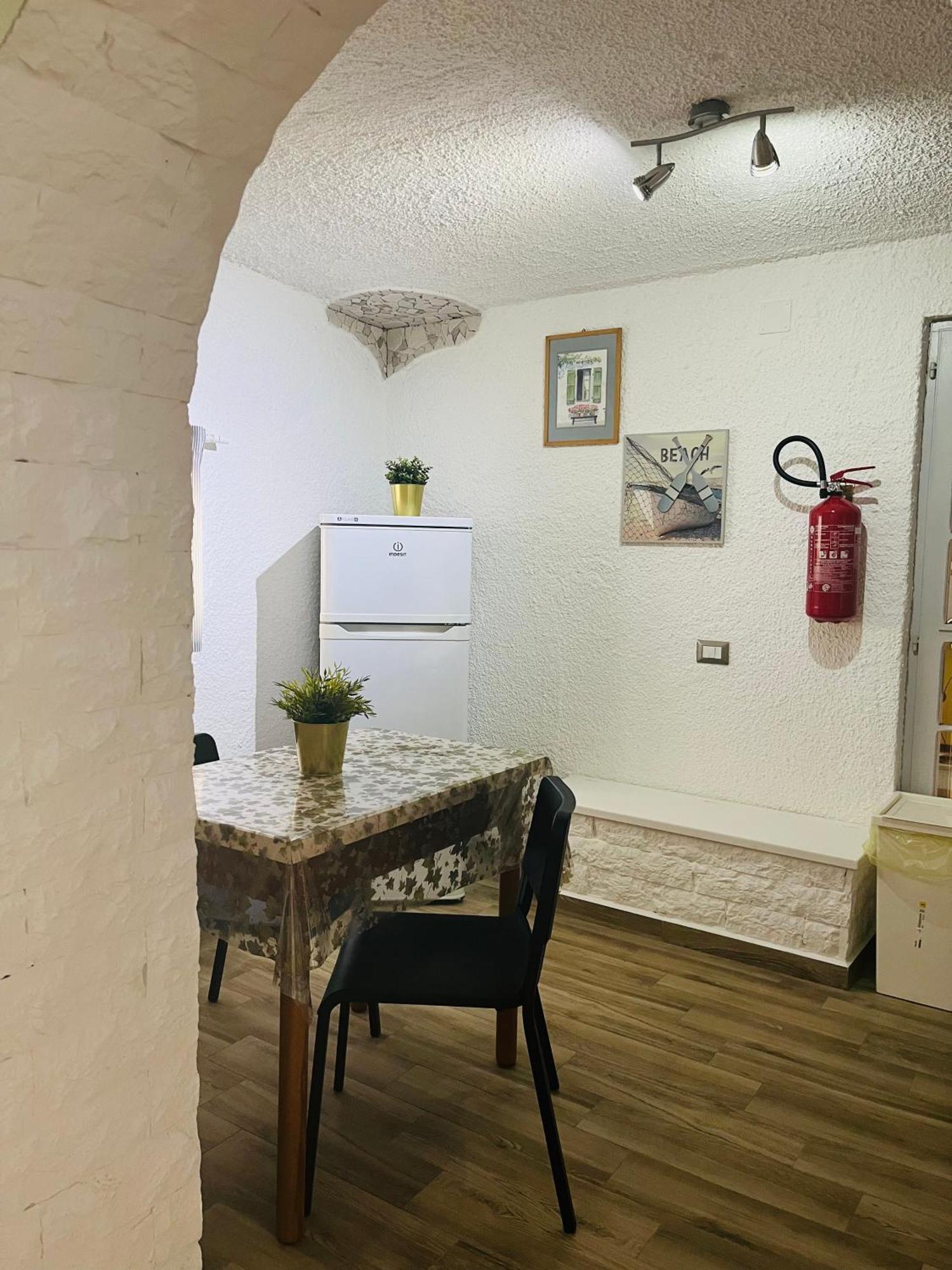 Bouganville Casa Vacanza Ambiente Climatizzato Con Wi Fi Pineto Exterior foto