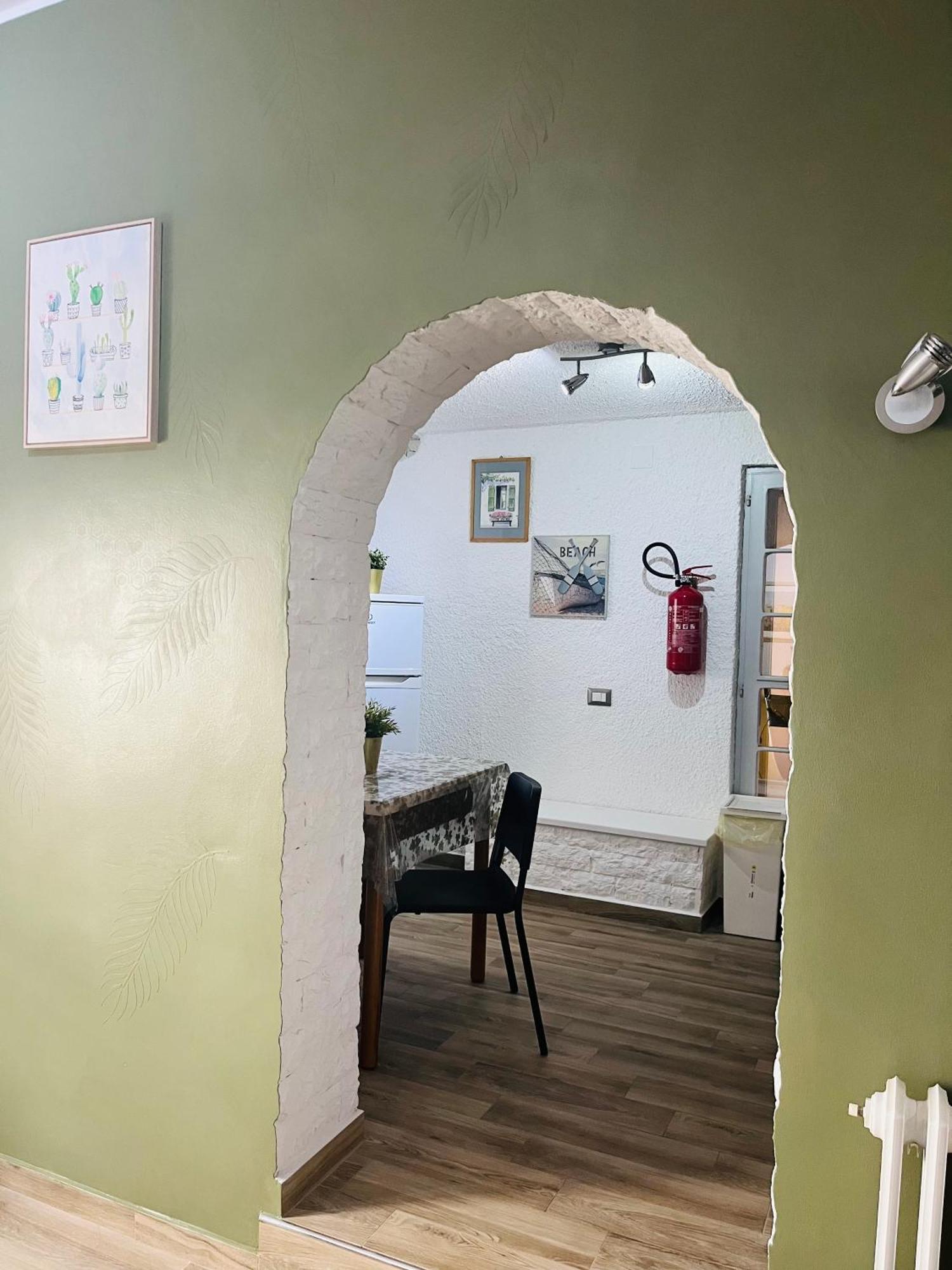 Bouganville Casa Vacanza Ambiente Climatizzato Con Wi Fi Pineto Exterior foto
